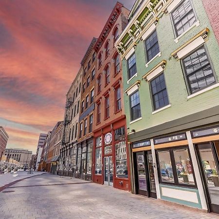 Spacious 2 Bed 2 Bath Downtown Otr Condo Minutes Walk To The Reds Bengals Stadium & More! Cincinnati Kültér fotó